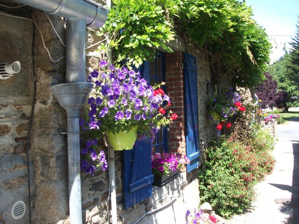Bed and Breakfast Au Bon Accueil Saint-Marcan Экстерьер фото